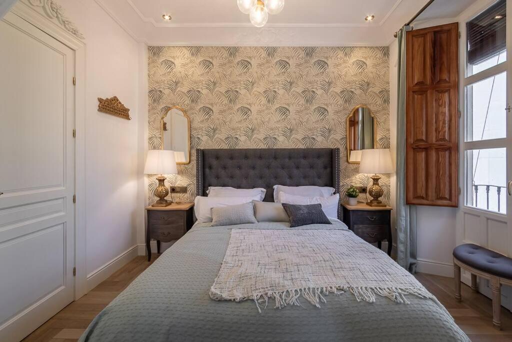 Ch Elvira Luxury Apartment